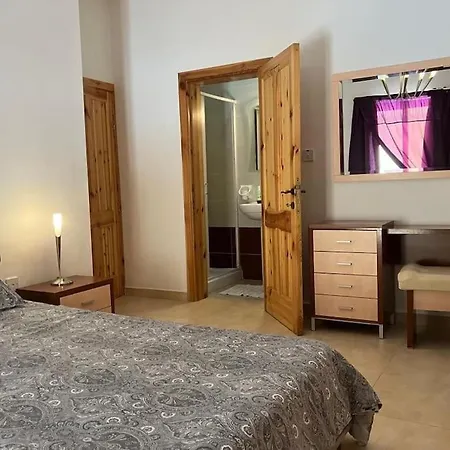 Peak A1 Entire In 아파트