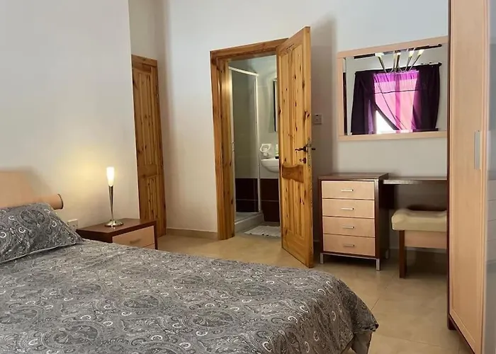 Peak A1 Entire In Apartman