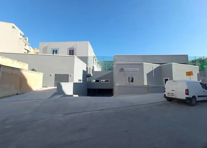 Peak A1 Entire In San Pawl il-Baħar